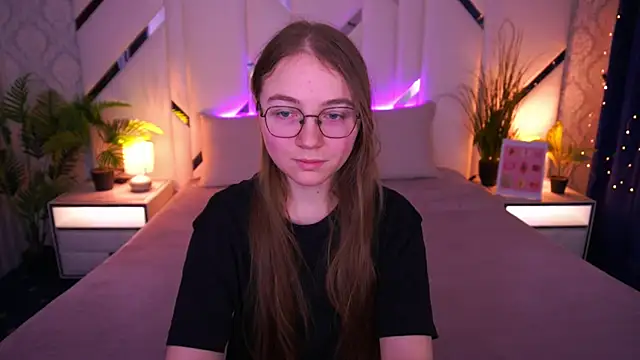 Snapshot of ArrinaWairr chatting on February 2026 08:52:02 AM ArrinaWairr online show from February 2026 08:52:02 AM