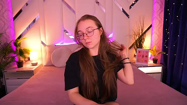 Snapshot of ArrinaWairr chatting on February 2026 09:49:02 AM ArrinaWairr online show from February 2026 09:49:02 AM