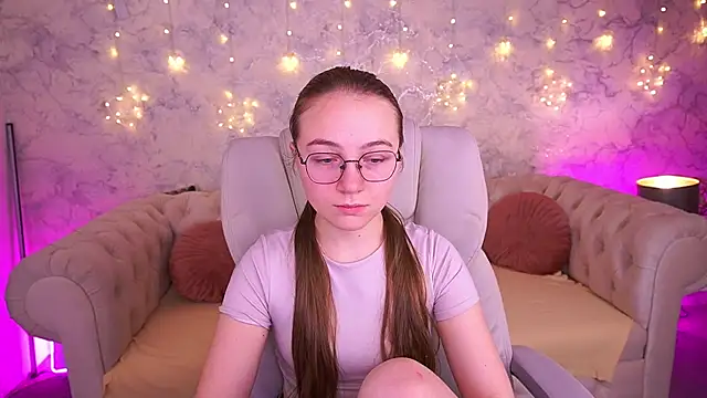 Snapshot of ArrinaWairr chatting on March 2026 07:14:02 AM ArrinaWairr online show from March 2026 07:14:02 AM