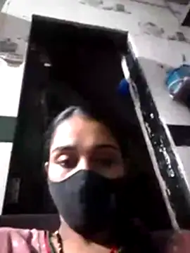 Zoya G online show from December 2025 08:14:01 PM