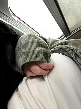 Roulia433 online show from October 2025 10:27:01 AM