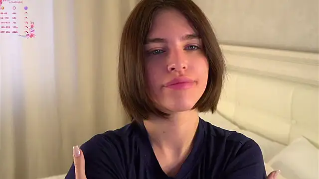 EleneButton online show from April 2026 01:15:01 AM