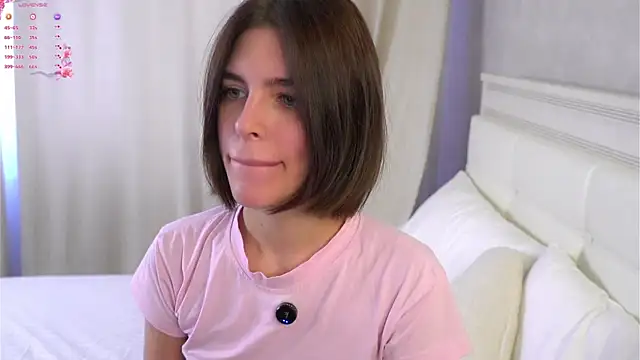 EleneButton online show from May 2026 01:01:01 AM