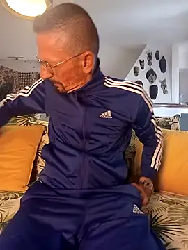 Snapshot of fabius720 chatting on November 2025 10:15:02 AM fabius720 online show from November 2025 10:15:02 AM