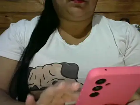 Snapshot of MARRENTINHA34 chatting on October 2025 04:06:02 PM MARRENTINHA34 online show from October 2025 04:06:02 PM