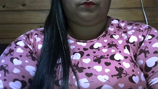 Snapshot of MARRENTINHA34 chatting on May 2026 01:48:02 PM MARRENTINHA34 online show from May 2026 01:48:02 PM