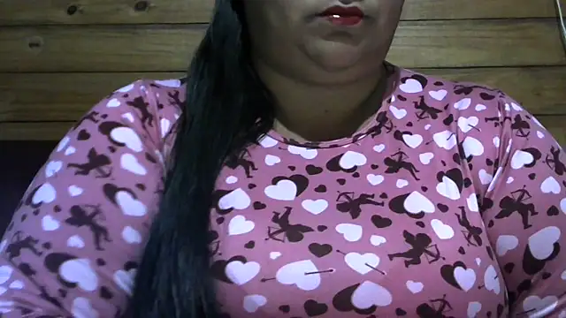 Snapshot of MARRENTINHA34 chatting on June 2026 11:27:02 AM MARRENTINHA34 online show from June 2026 11:27:02 AM