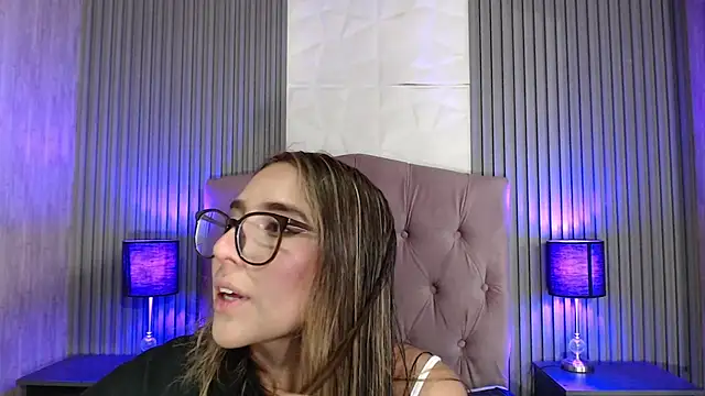 Bonnali lune online show from March 2026 04:03:01 AM