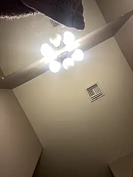 MsSuperWettt online show from December 2025 12:24:02 PM