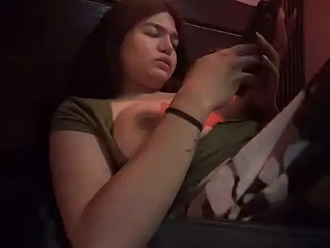 LeanneBettina online show from June 2026 09:58:01 AM