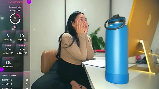 Snapshot of yuzhara chatting on September 2025 03:28:01 AM yuzhara online show from September 2025 03:28:01 AM