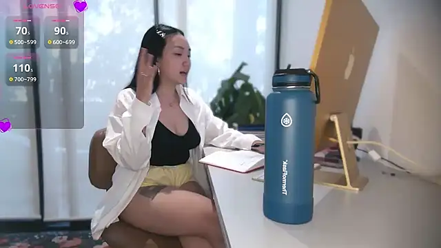 Snapshot of yuzhara chatting on September 2025 03:46:01 PM yuzhara online show from September 2025 03:46:01 PM