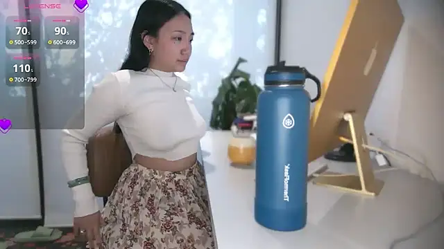 Snapshot of yuzhara chatting on October 2025 01:55:01 PM yuzhara online show from October 2025 01:55:01 PM