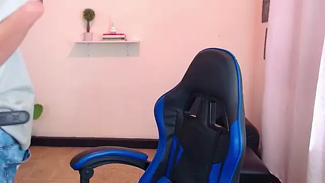 setthomas online show from December 2025 03:06:01 PM