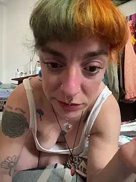 Snapshot of etherconh chatting on November 2025 04:42:02 PM etherconh online show from November 2025 04:42:02 PM