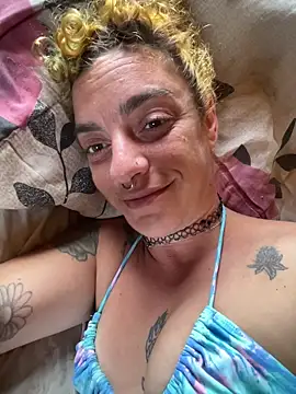 Snapshot of etherconh chatting on January 2026 03:17:01 PM etherconh online show from January 2026 03:17:01 PM