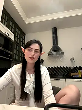 MilanaDayLi online show from December 2025 09:02:01 PM