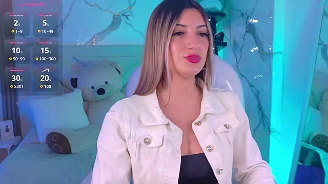  aitana 001 online show from June 2026 07:23:01 PM