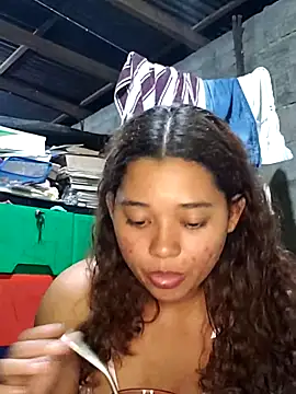 Snapshot of Violethroos chatting on March 2026 03:45:02 AM Violethroos online show from March 2026 03:45:02 AM