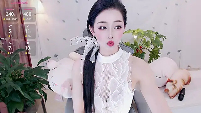 yaoyao-baby520 online show from July 2026 12:30:02 AM