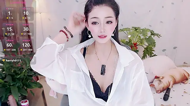 yaoyao-baby520 online show from August 2026 12:01:02 AM