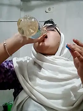 Nusrat-N online show from April 2026 04:34:02 PM