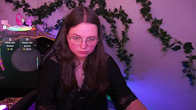 Snapshot of SophieDreamss chatting on October 2025 02:52:01 PM SophieDreamss online show from October 2025 02:52:01 PM