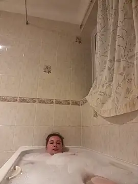 Snapshot of RosieMilff chatting on October 2025 07:09:02 PM RosieMilff online show from October 2025 07:09:02 PM