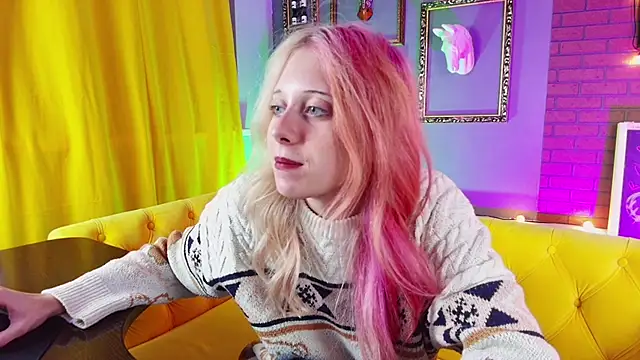 Snapshot of SakuraBliss chatting on October 2025 02:19:01 PM SakuraBliss online show from October 2025 02:19:01 PM