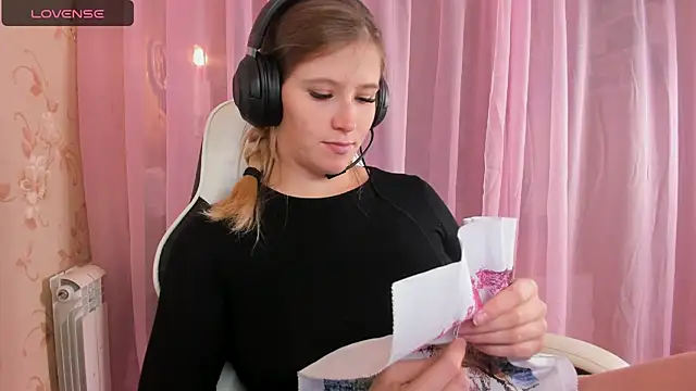 Anabel-Candy online show from October 2025 06:47:01 AM