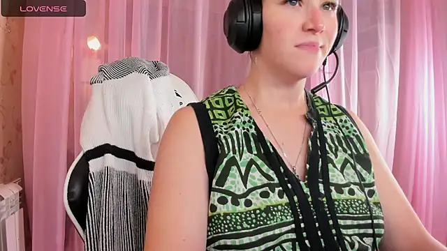 Anabel-Candy online show from October 2025 06:20:02 PM