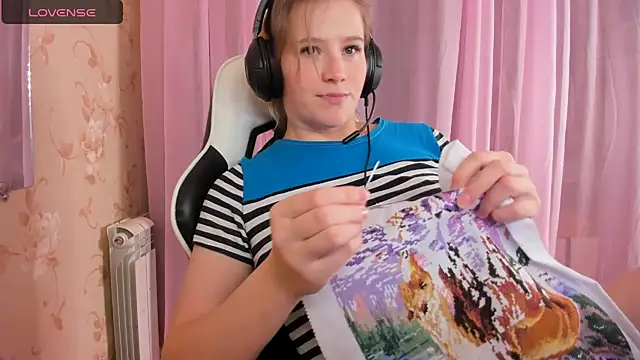 Anabel-Candy online show from November 2025 06:29:01 PM