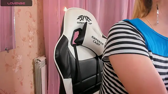 Anabel-Candy online show from November 2025 08:20:02 PM