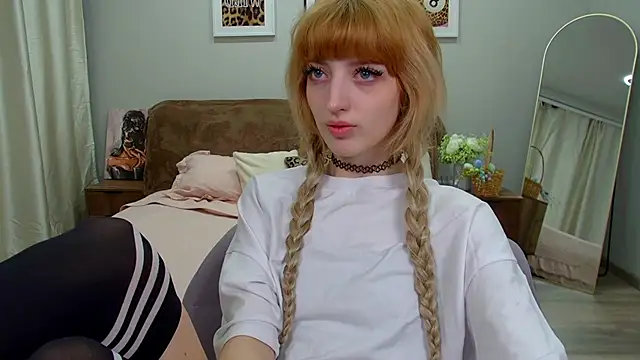 MistyMarlo online show from May 2026 06:18:02 AM