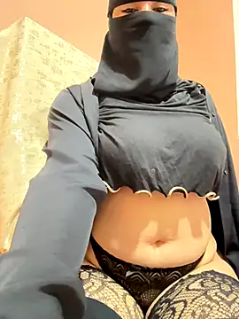  Laiali  online show from November 2025 12:27:02 PM