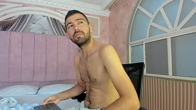 magnus serket online show from October 2025 11:21:02 AM