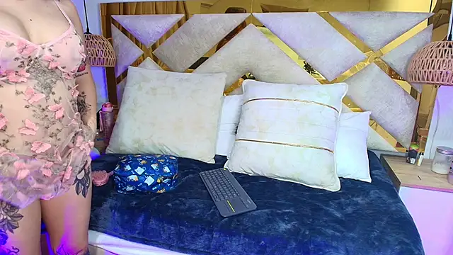 Scarlett Vegaa online show from October 2025 03:20:02 PM