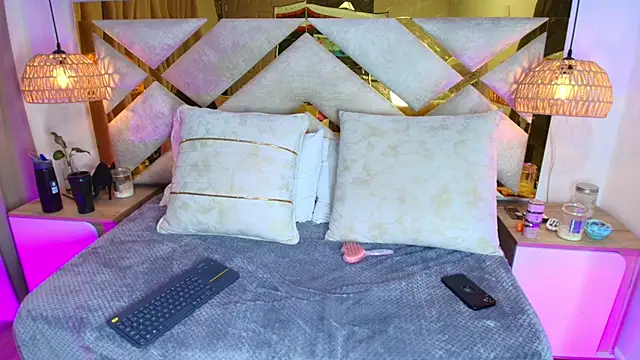 Scarlett Vegaa online show from October 2025 11:36:01 AM