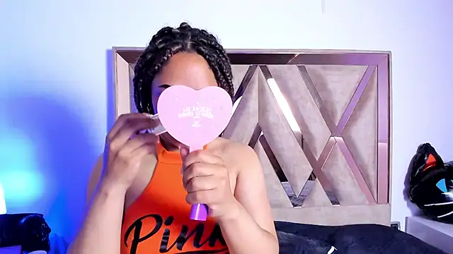 Snapshot of Katy_ortiiz chatting on October 2025 11:31:02 AM Katy ortiiz online show from October 2025 11:31:02 AM