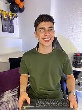 Snapshot of AdrianRinaldi chatting on October 2025 08:06:02 PM AdrianRinaldi online show from October 2025 08:06:02 PM