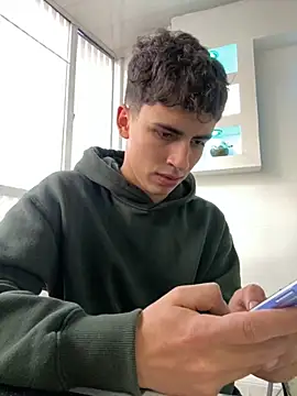 Snapshot of AdrianRinaldi chatting on October 2025 10:21:02 PM AdrianRinaldi online show from October 2025 10:21:02 PM