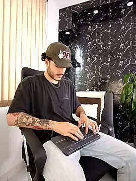 Rafael Mendezz online show from January 2026 08:51:02 PM