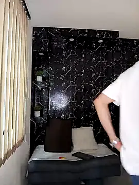 Rafael Mendezz online show from February 2026 08:45:02 PM