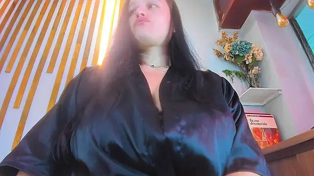 Snapshot of Jennifer_Vega1 chatting on October 2025 12:19:01 AM Jennifer Vega1 online show from October 2025 12:19:01 AM