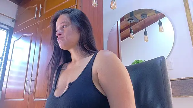 Jennifer Vega1 online show from May 2026 08:25:01 PM