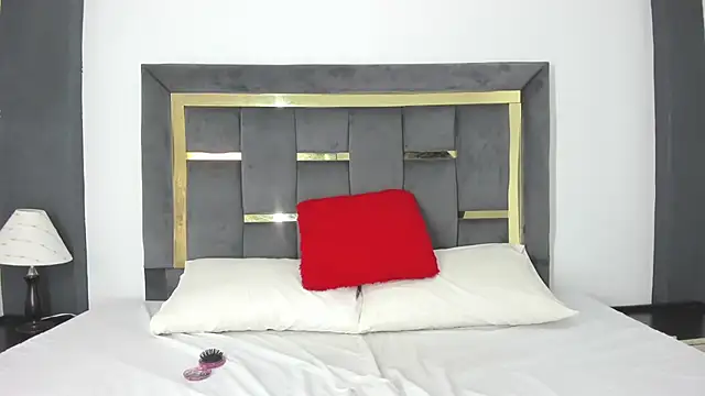 lapiz lazuli12 online show from September 2025 07:41:02 PM