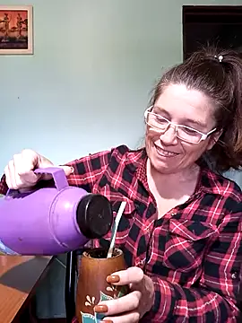 Snapshot of Merida2276 chatting on September 2025 03:38:01 PM Merida2276 online show from September 2025 03:38:01 PM