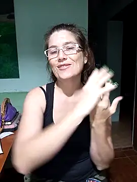 Snapshot of Merida2276 chatting on September 2025 11:10:02 PM Merida2276 online show from September 2025 11:10:02 PM