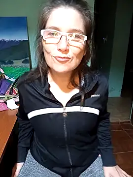 Snapshot of Merida2276 chatting on October 2025 12:41:02 AM Merida2276 online show from October 2025 12:41:02 AM