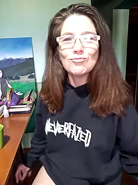 Snapshot of Merida2276 chatting on October 2025 01:10:01 PM Merida2276 online show from October 2025 01:10:01 PM